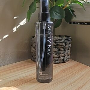 Mary Kay Brush Cleaner